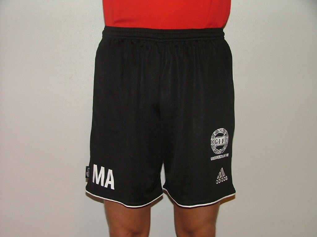 Adidas Parma shorts svarta