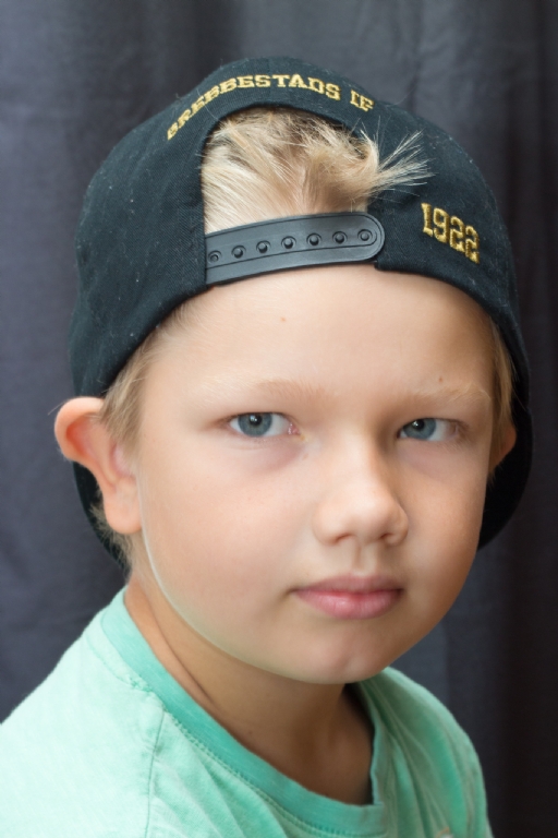 GIF keps rak skärm 99:-