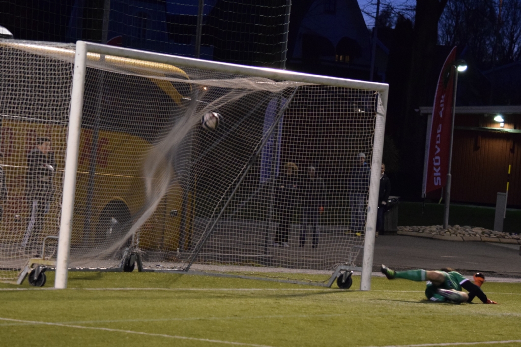 Skövde-Grebbestad 2-4