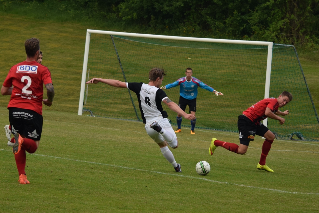 Grebbestad-Qviding 3-1