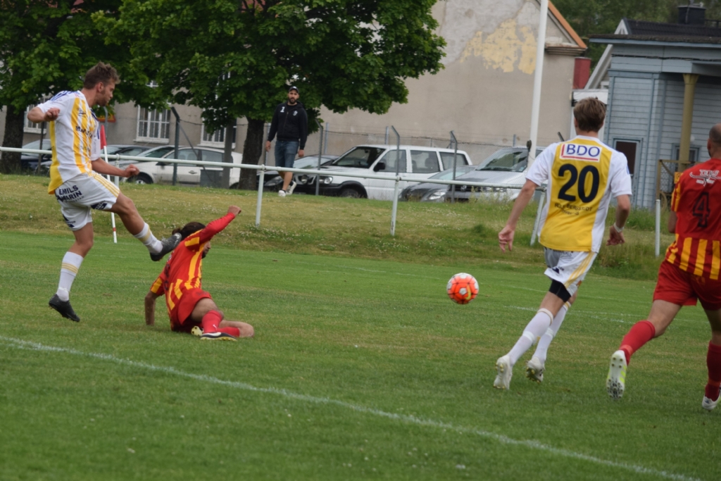 Örebro Syrianska-Grebbestad 3-2