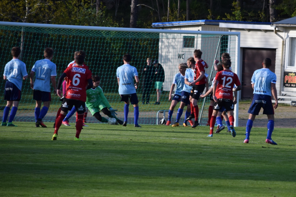 Grebbestad-Vänersborgs IF 3-1