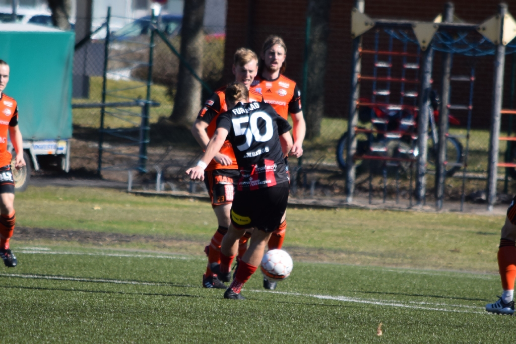 Grebbestad-Karlskrona 0-2