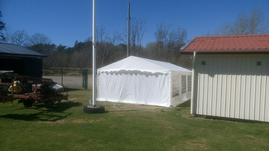 25 april GIFs Lounge klar
