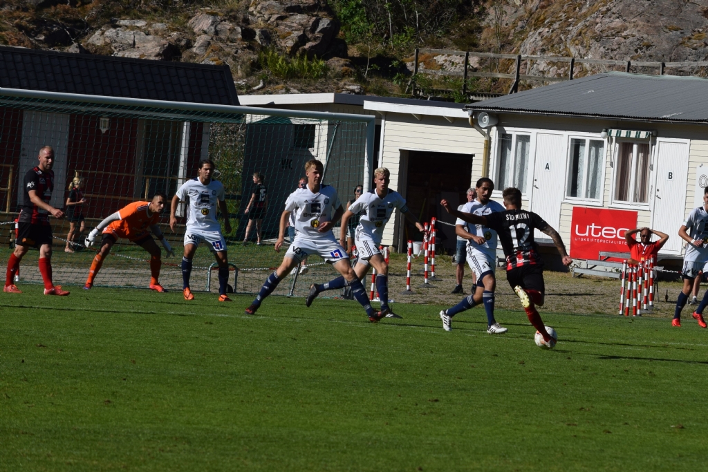 Grebbestad-Husqvarna 1-2