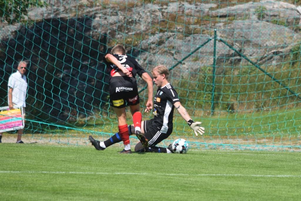Lukas Berntsson fri men Jesper Söderberg klarar