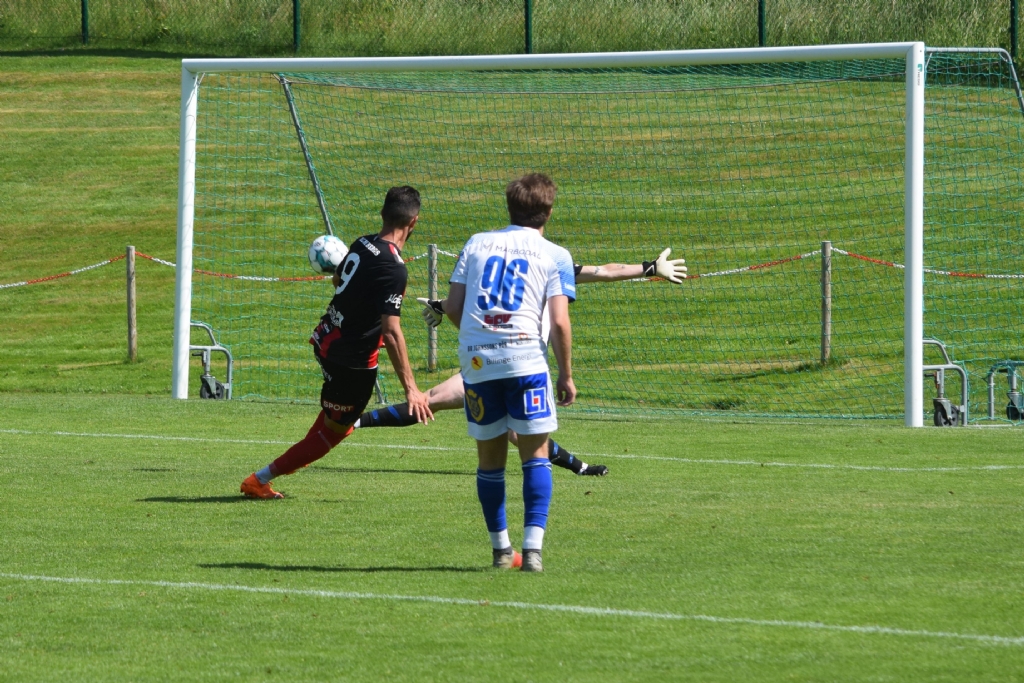 Valon Gashis friläge räddas av Jobias Söderberg