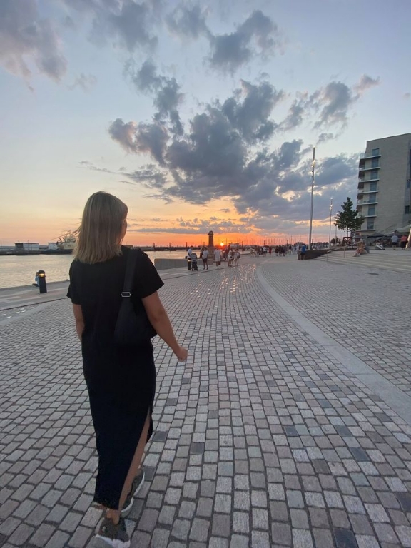 Christoffer Söderlund är i Helsingborg och njuter med flickvän, Elite Hotel Marina Plaza.