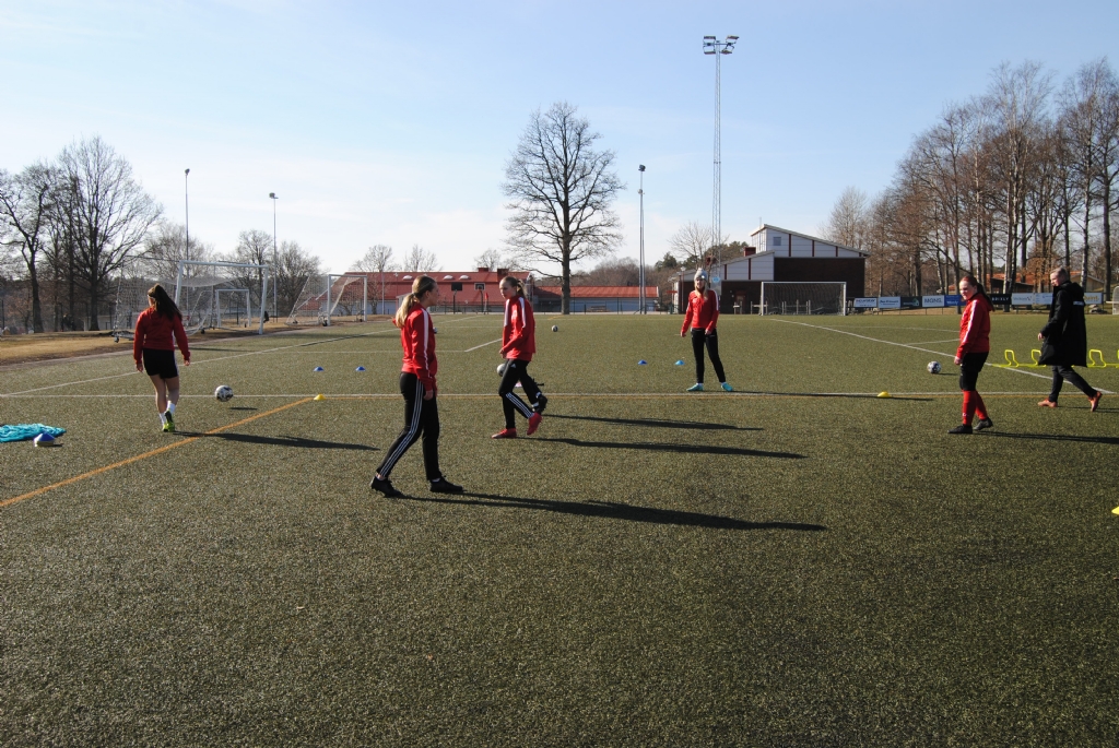 Damlag inför premiären 2022