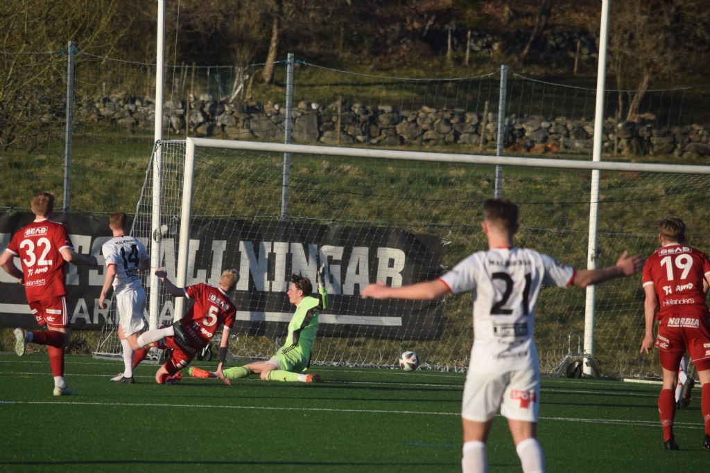 Stenungsund-Grebbestad 1-1