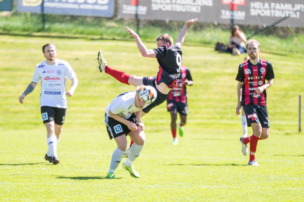 Grebbestad-Vänersborgs FK 3-0