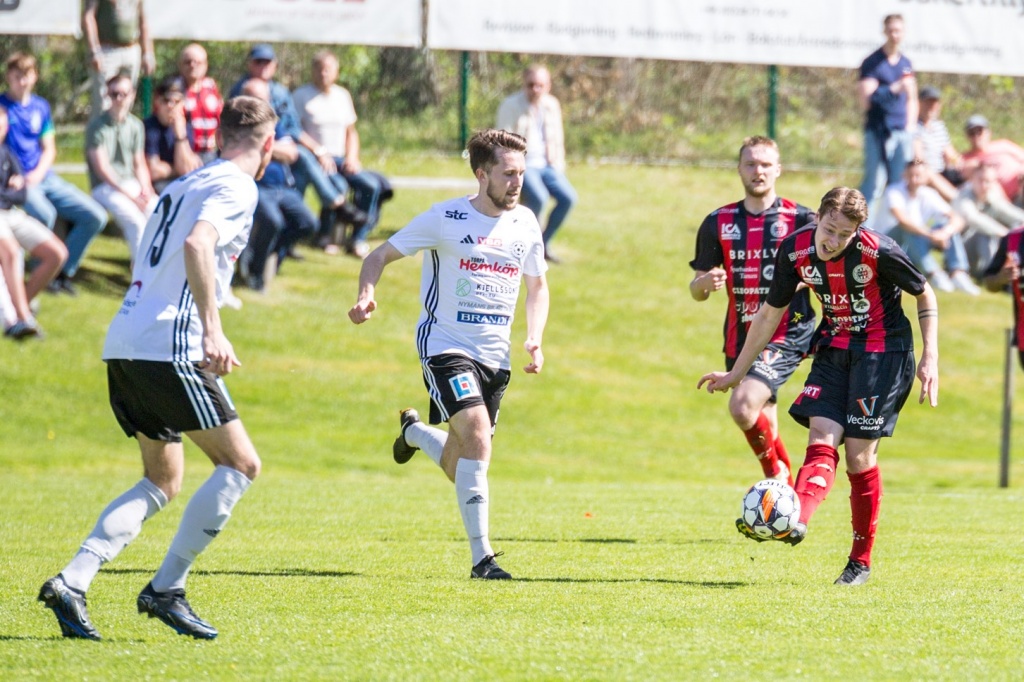 Grebbestad-Vänersborgs FK 3-0
