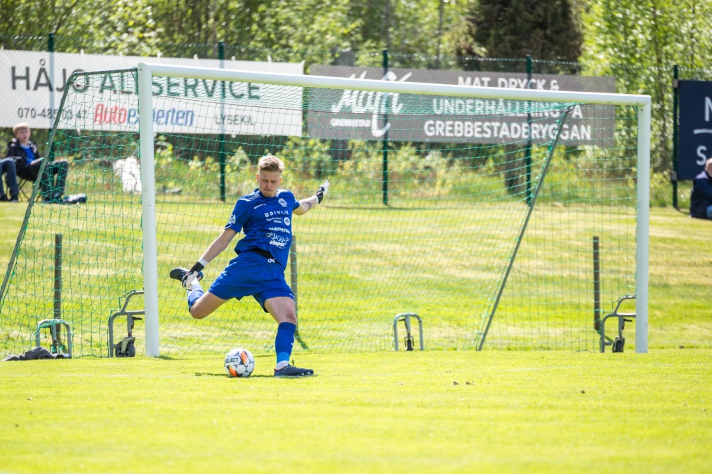 Grebbestad-Vänersborgs FK 3-0
