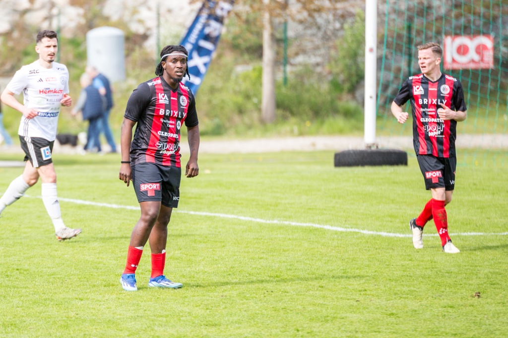 Grebbestad-Vänersborgs FK 3-0