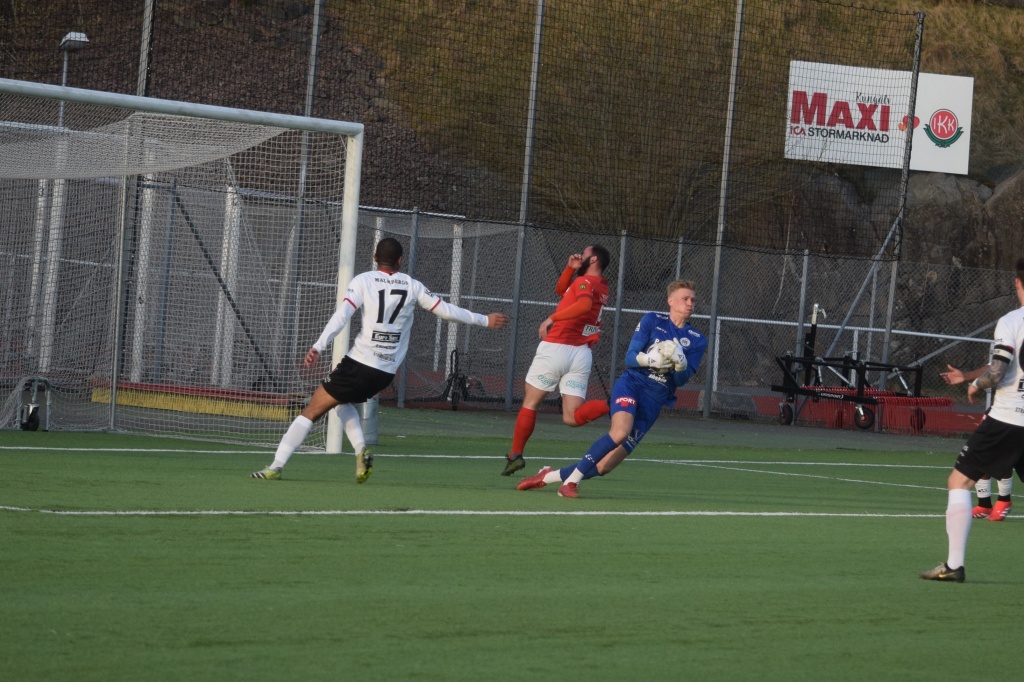 Kongahälla-Grebbestad 2-2