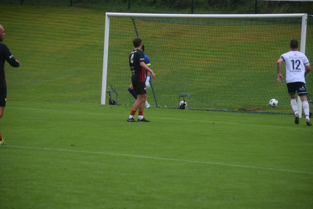Grebbestad-Mellerud 1-2