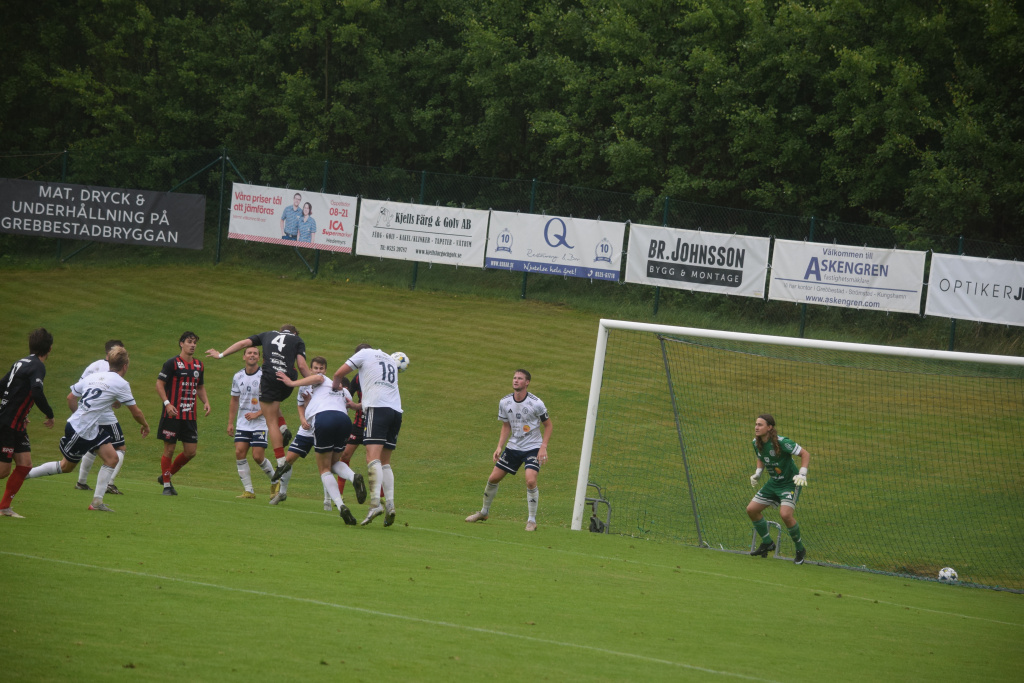 Grebbestad-Mellerud 1-2