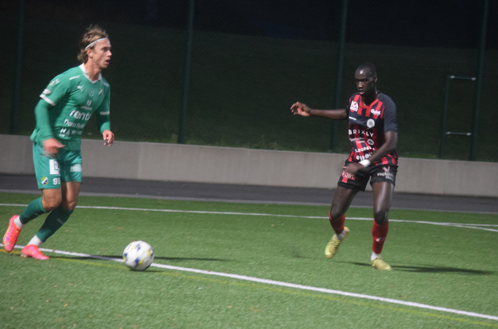 Grebbestad-Ljungskile 5-3 efter straffar