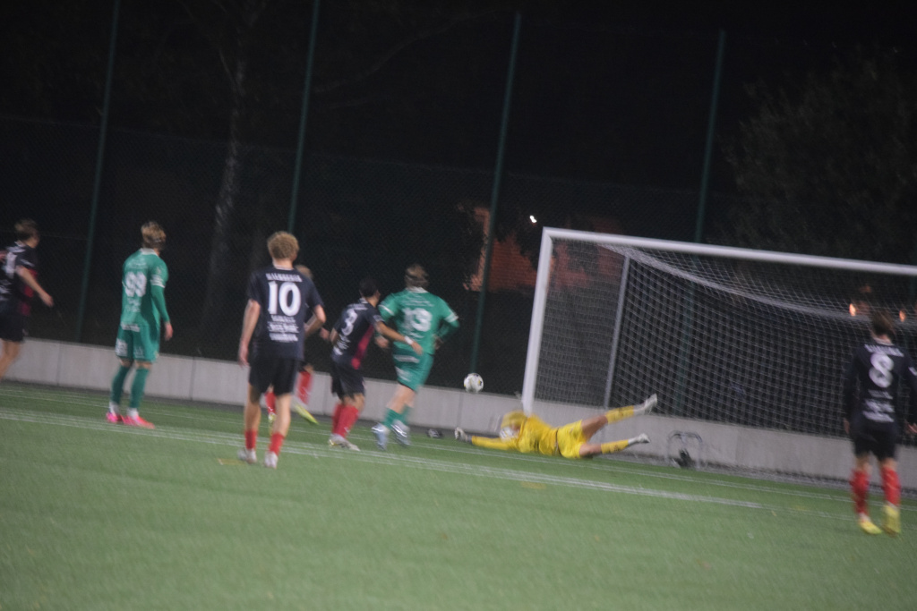 Grebbestad-Ljungskile 5-3 efter straffar