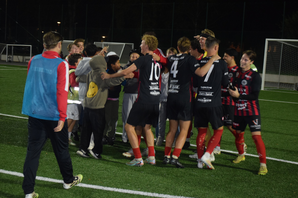 Grebbestad-Ljungskile 5-3 efter straffar