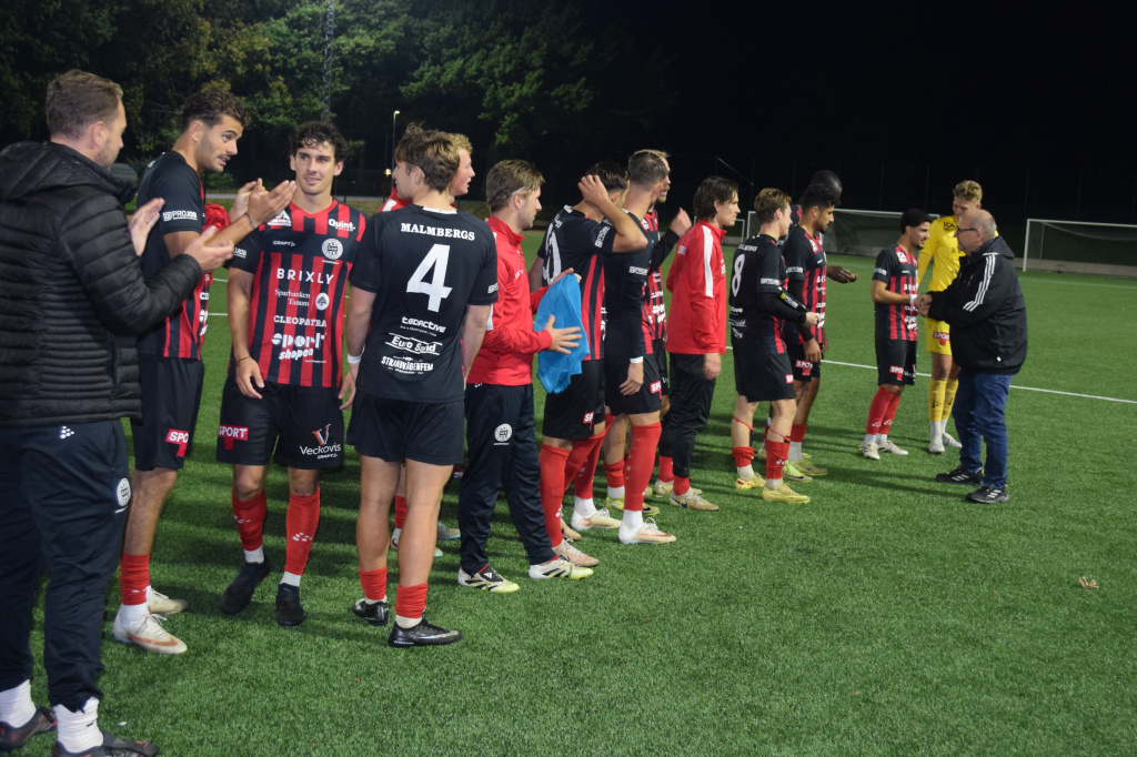 Grebbestad-Ljungskile 5-3 efter straffar